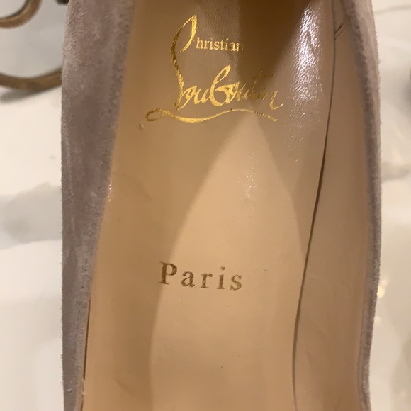 Louboutin peep toe suede size 40.5 - Picture 7 of 8